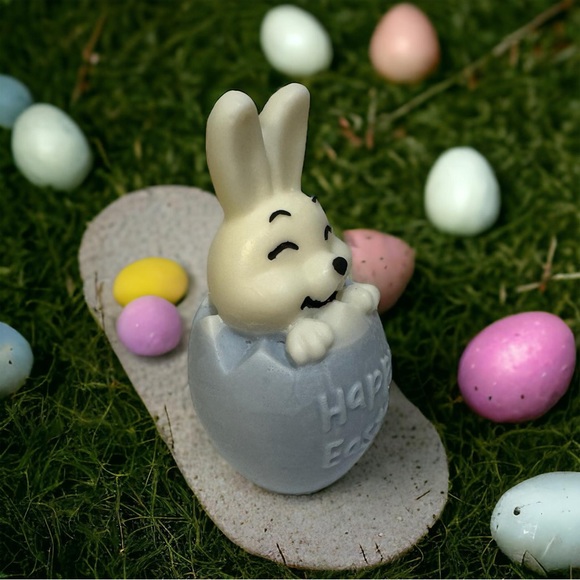 Easter Bunny Candle Multicolored - Picture 1 of 9